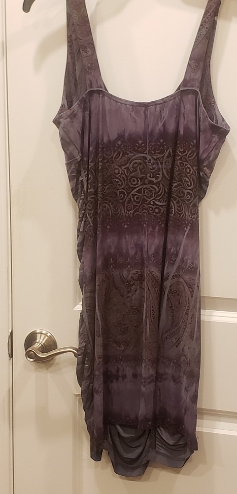 Dress - Picture 2 of 4